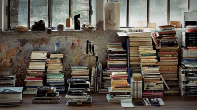 books-feature-e1475268643839 books-feature-e1475268643839